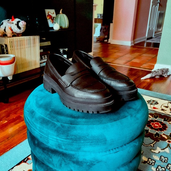 Patina Black Leather Lug Loafers - Size US women’s 8.5 - Picture 1 of 4
